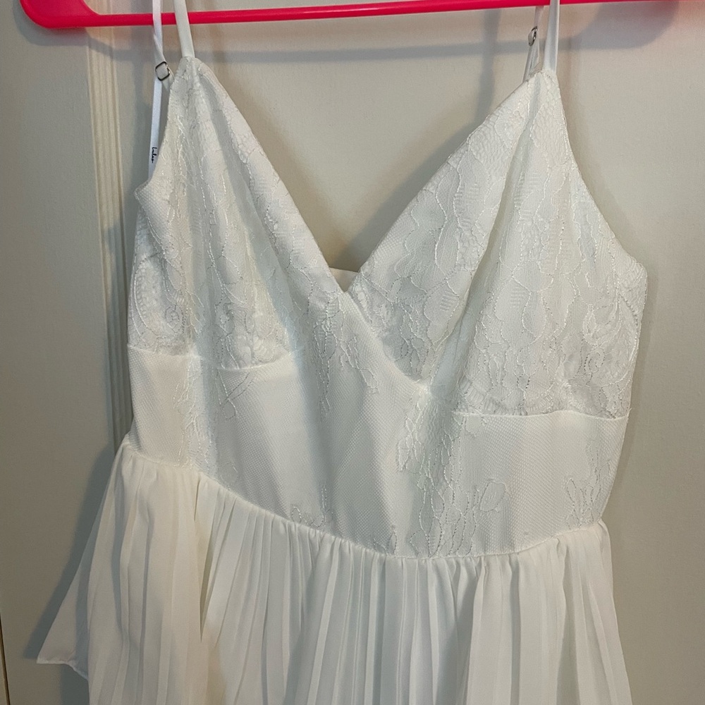 Lulu's White Sleeveless Dress